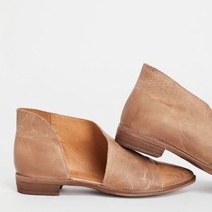 Free People Royale Flat